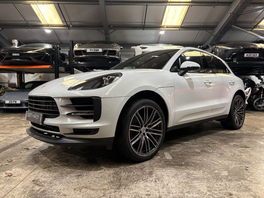 Used Porsche Macan 2020 for sale - 77359853: Photo 15