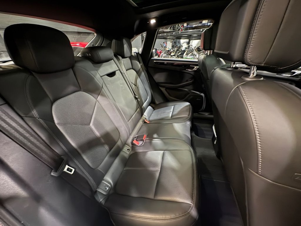 Used Porsche Macan 2020 for sale - 77359853: Photo 32