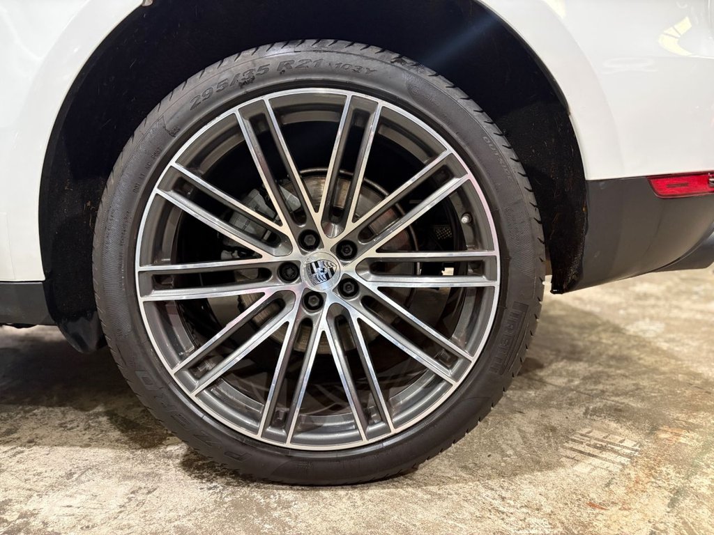 Used Porsche Macan 2020 for sale - 77359853: Photo 41