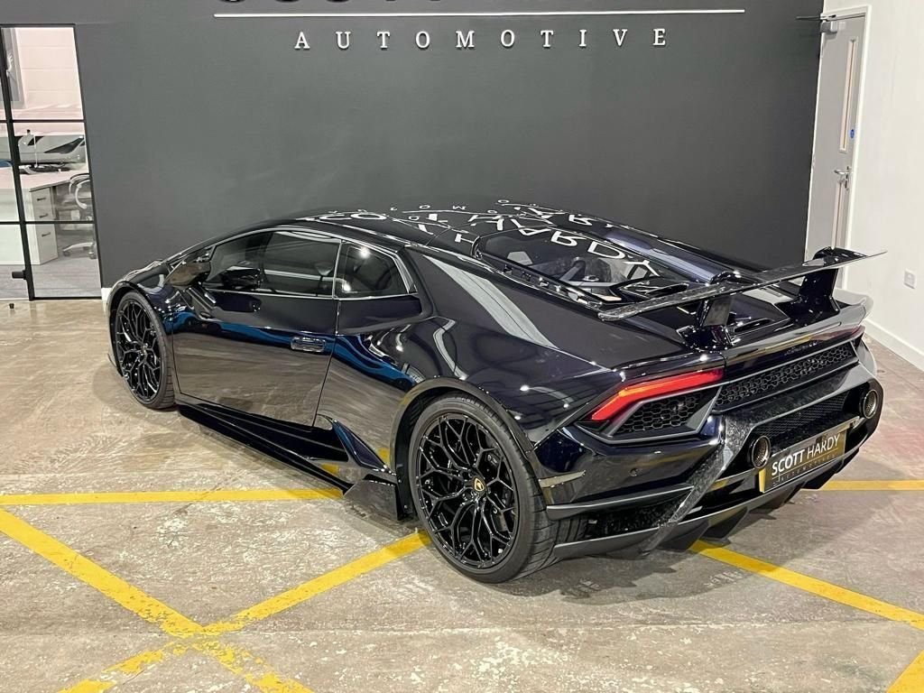 Used Lamborghini Huracan 2017 for sale - 77359859: Photo 12