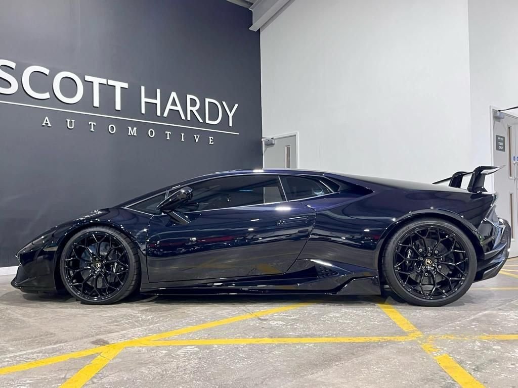 Used Lamborghini Huracan 2017 for sale - 77359859: Photo 17