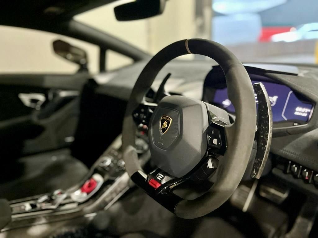 Used Lamborghini Huracan 2017 for sale - 77359859: Photo 20