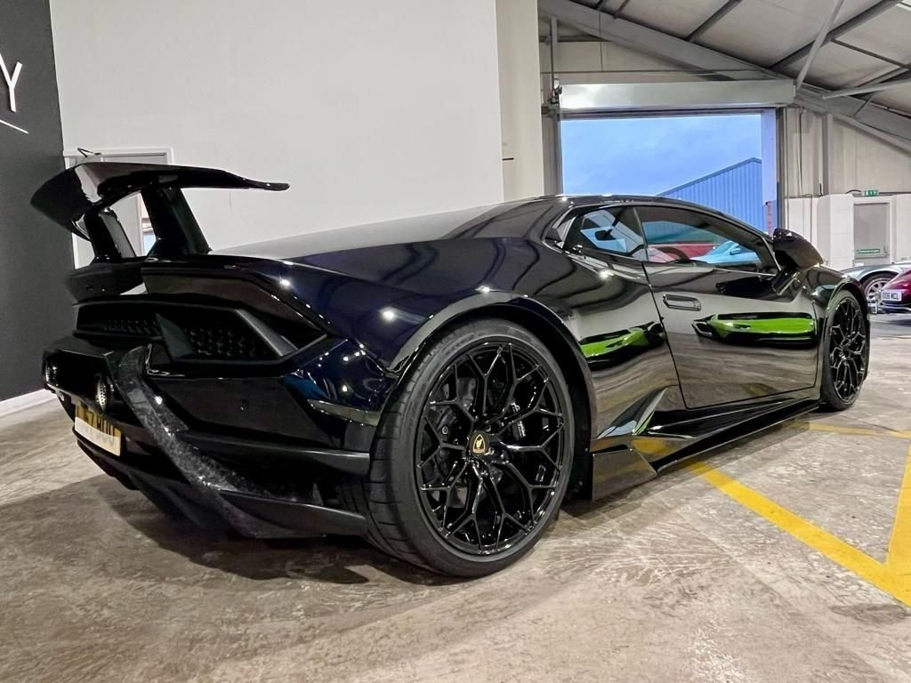 Used Lamborghini Huracan 2017 for sale - 77359859: Photo 27