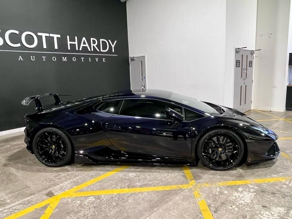 Used Lamborghini Huracan 2017 for sale - 77359859: Photo 30