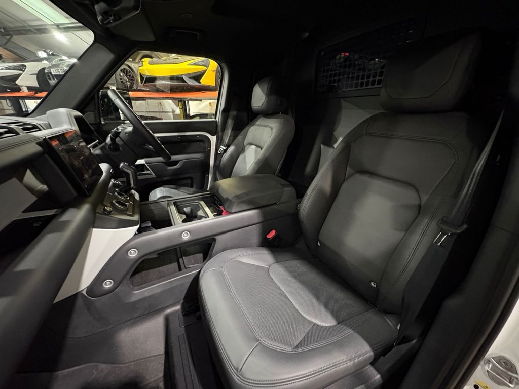 Used Land Rover Defender 2023 for sale - 77355936: Photo 35