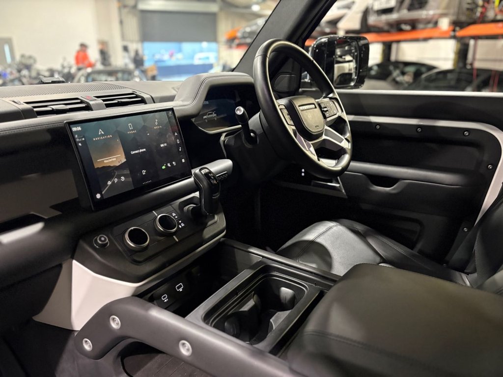 Used Land Rover Defender 2023 for sale - 77355936: Photo 39