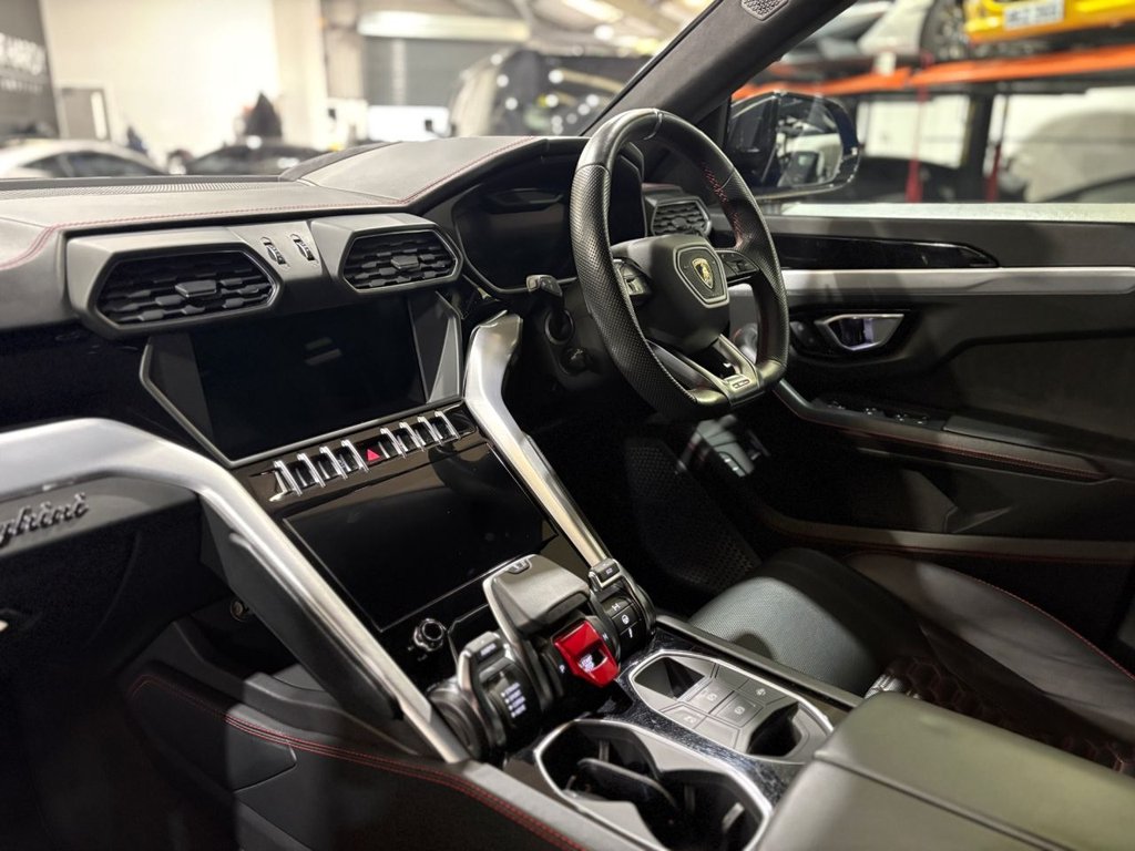 Used Lamborghini Urus 2019 for sale - 77499225: Photo 45