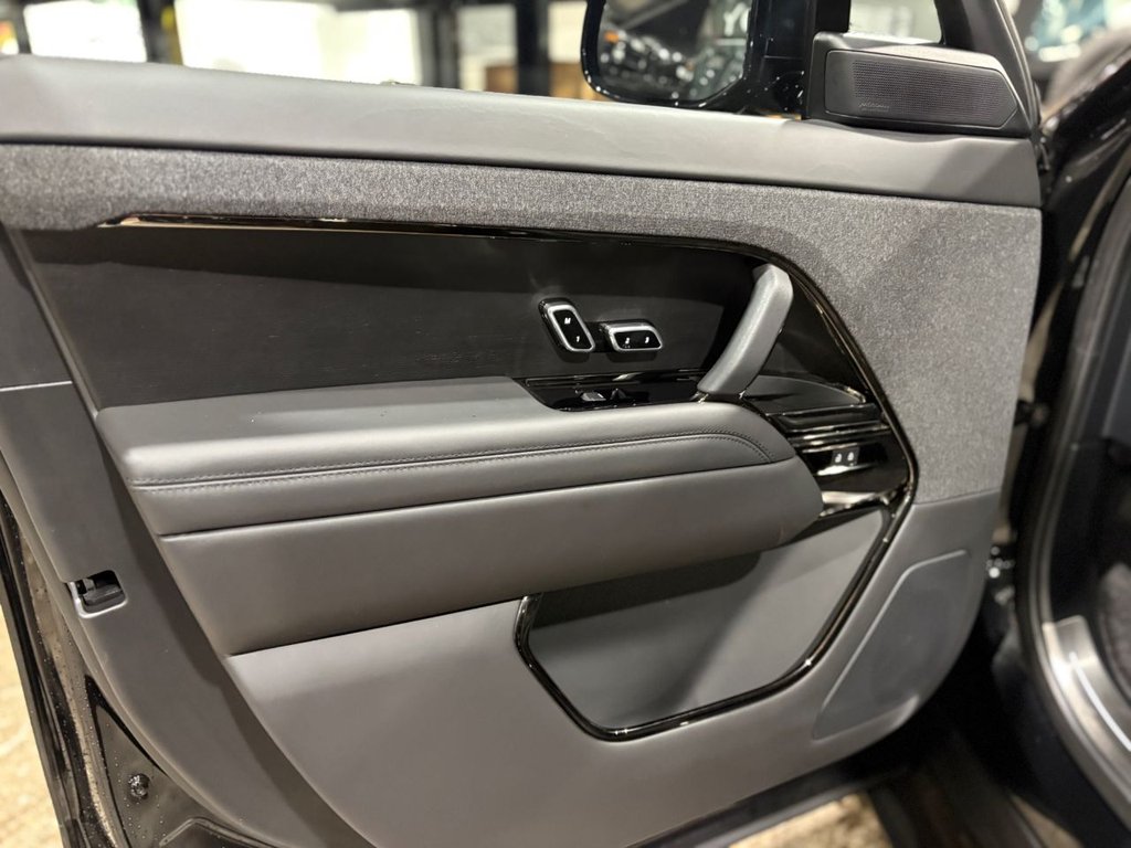 Used Land Rover Range Rover Sport 2024 for sale - 78224610: Photo 42