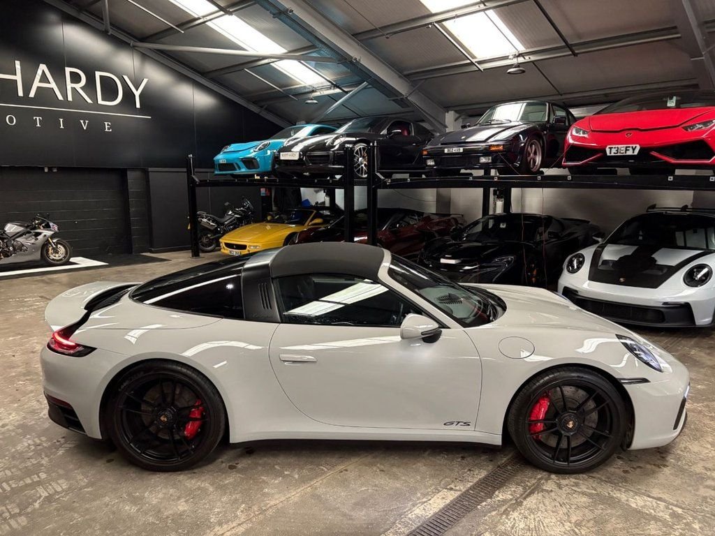 Used Porsche 911 2023 for sale - 77355728: Photo 15