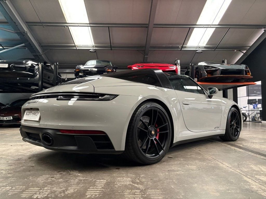 Used Porsche 911 2023 for sale - 77355728: Photo 19