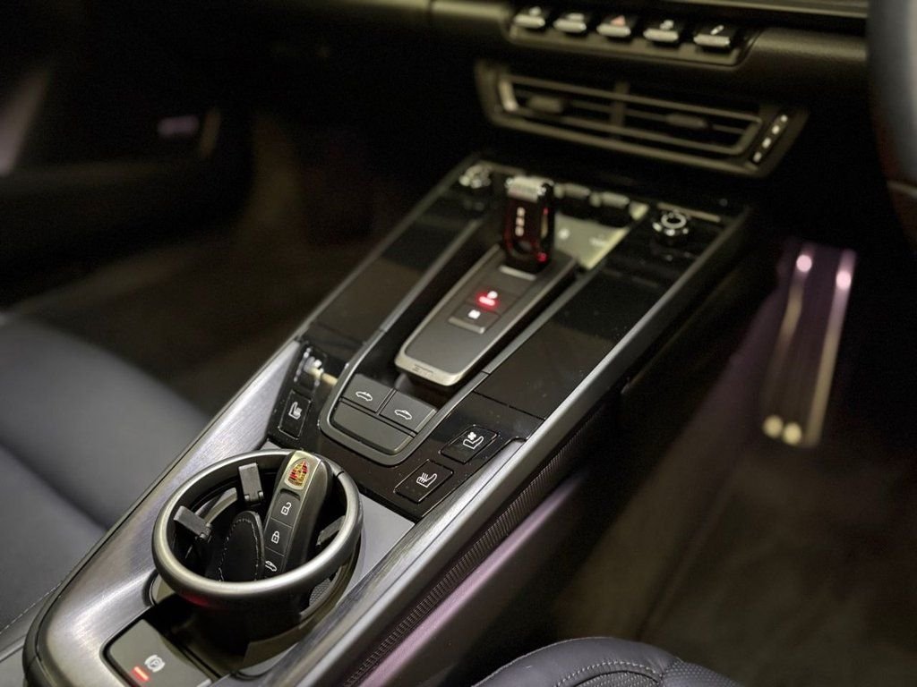 Used Porsche 911 2023 for sale - 77355728: Photo 21