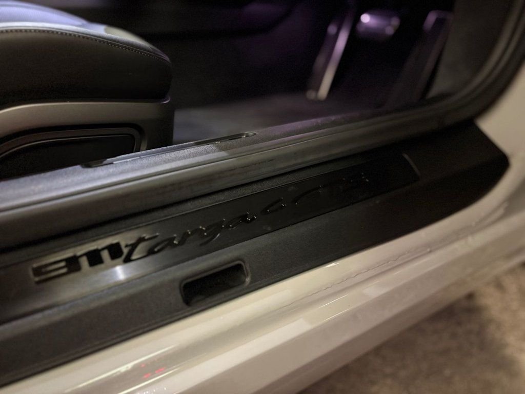 Used Porsche 911 2023 for sale - 77355728: Photo 25