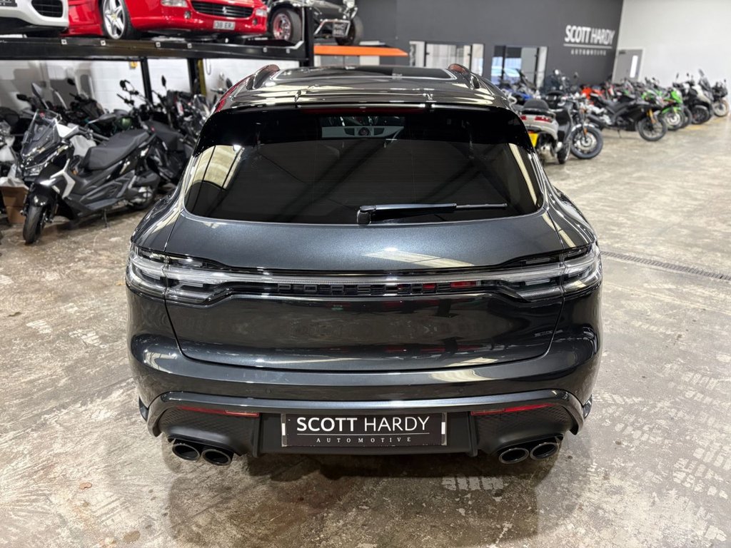 Used Porsche Macan 2023 for sale - 77384659: Photo 21