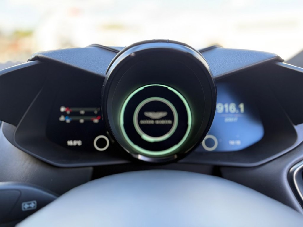 Used Aston Martin DBS 2019 for sale - 78224605: Photo 27