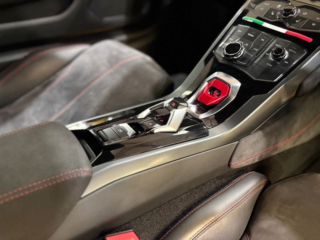 Used Lamborghini Huracan 2014 for sale - 78016797: Photo 28