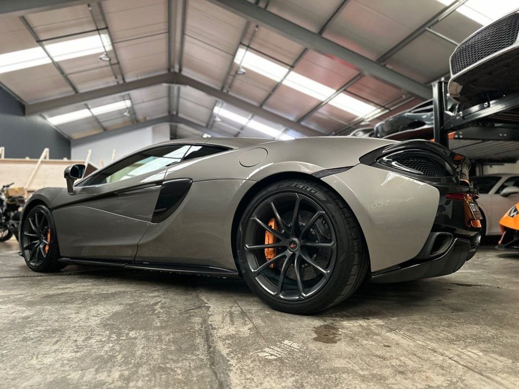 Used McLaren 570GT 2018 for sale - 77355631: Photo 17