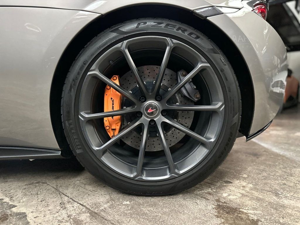 Used McLaren 570GT 2018 for sale - 77355631: Photo 31