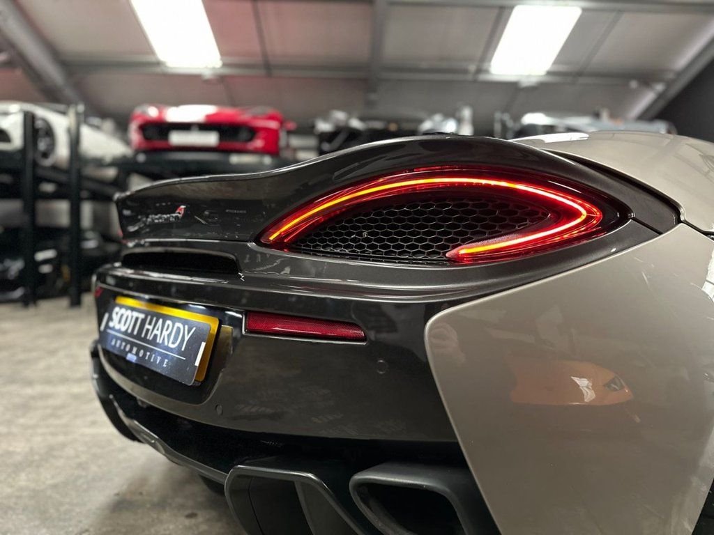 Used McLaren 570GT 2018 for sale - 77355631: Photo 38