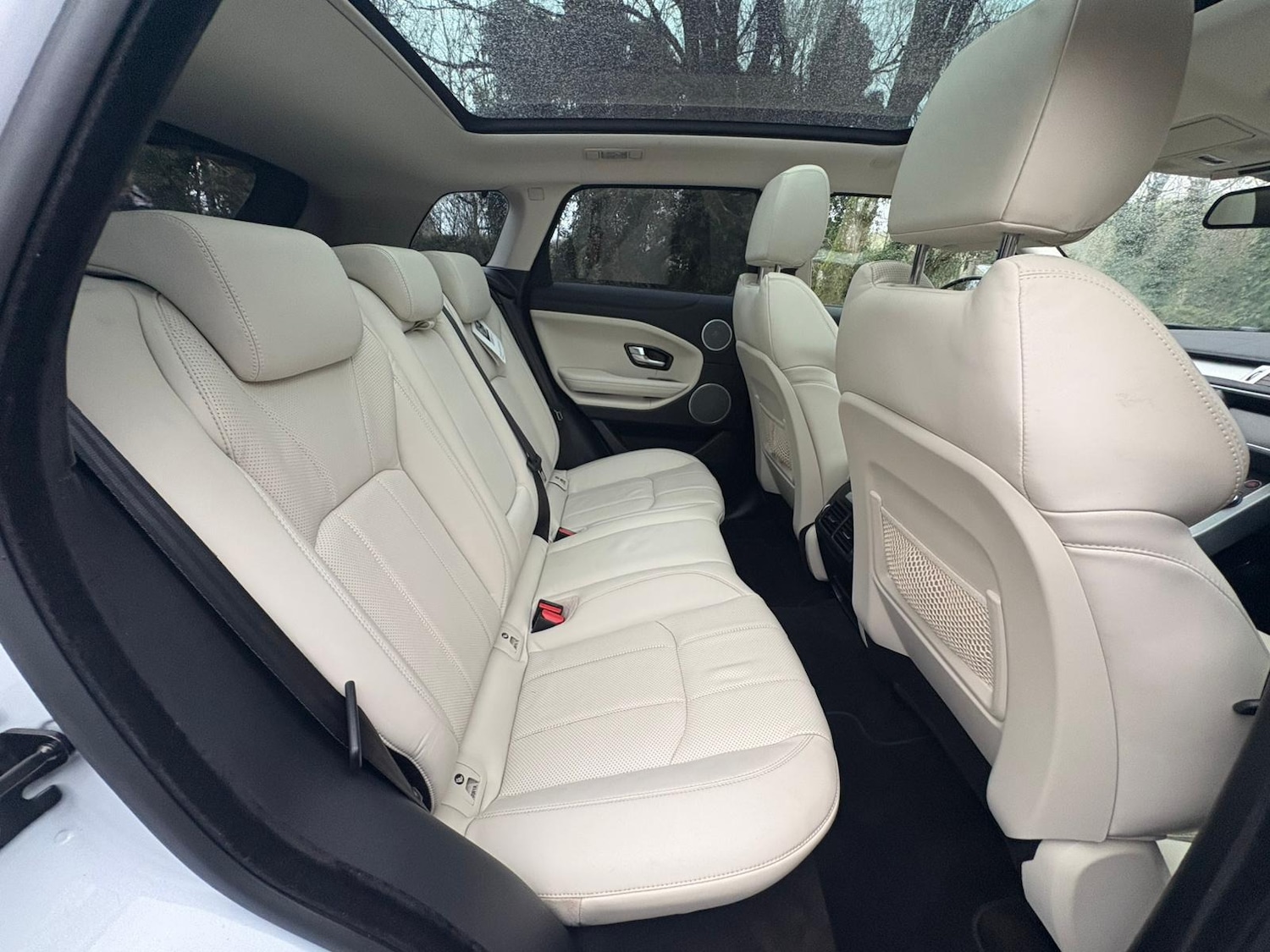 Used Land Rover Range Rover Evoque 2015 for sale - 76931130: Photo 12