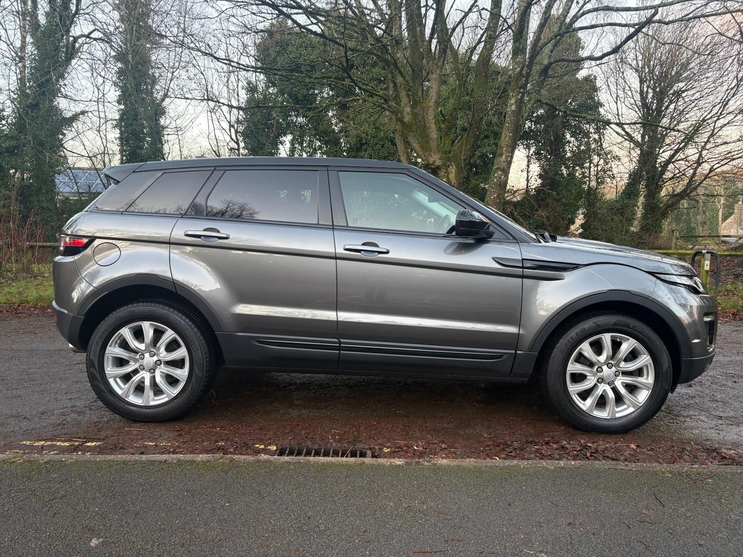 Used Land Rover Range Rover Evoque 2018 for sale - 76931141: Photo 2