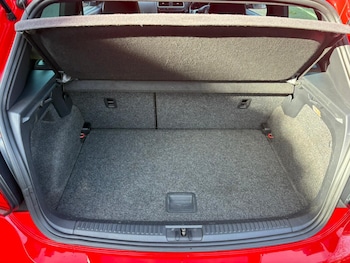 Used Volkswagen Polo 2013 for sale - 77700918: Photo