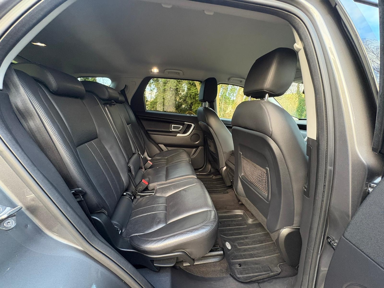 Used Land Rover Discovery Sport 2017 for sale - 76931025: Photo 9