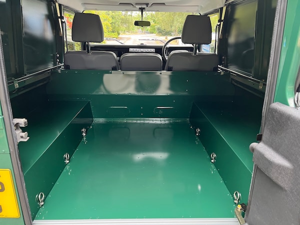 Used Land Rover Defender 2005 for sale - 64876234: Photo 12