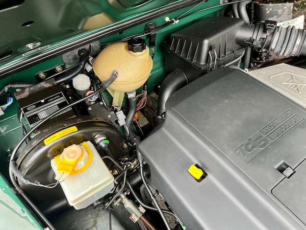 Used Land Rover Defender 2005 for sale - 64876234: Photo 31
