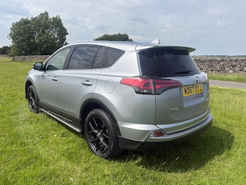 Used Toyota RAV4 2018 for sale - 78826002: Photo