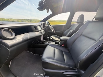 Used Toyota RAV4 2018 for sale - 78826002: Photo