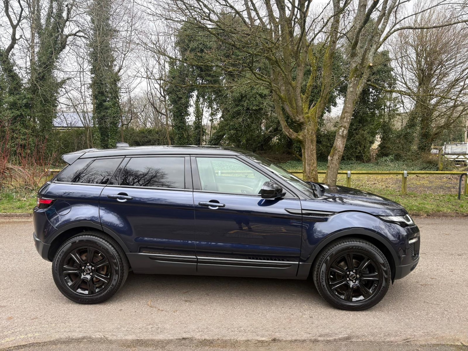 Used Land Rover Range Rover Evoque 2017 for sale - 77789408: Photo 2