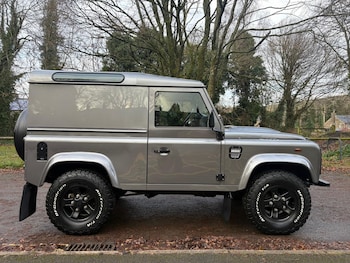 Used Land Rover Defender 2011 for sale - 76748305: Photo