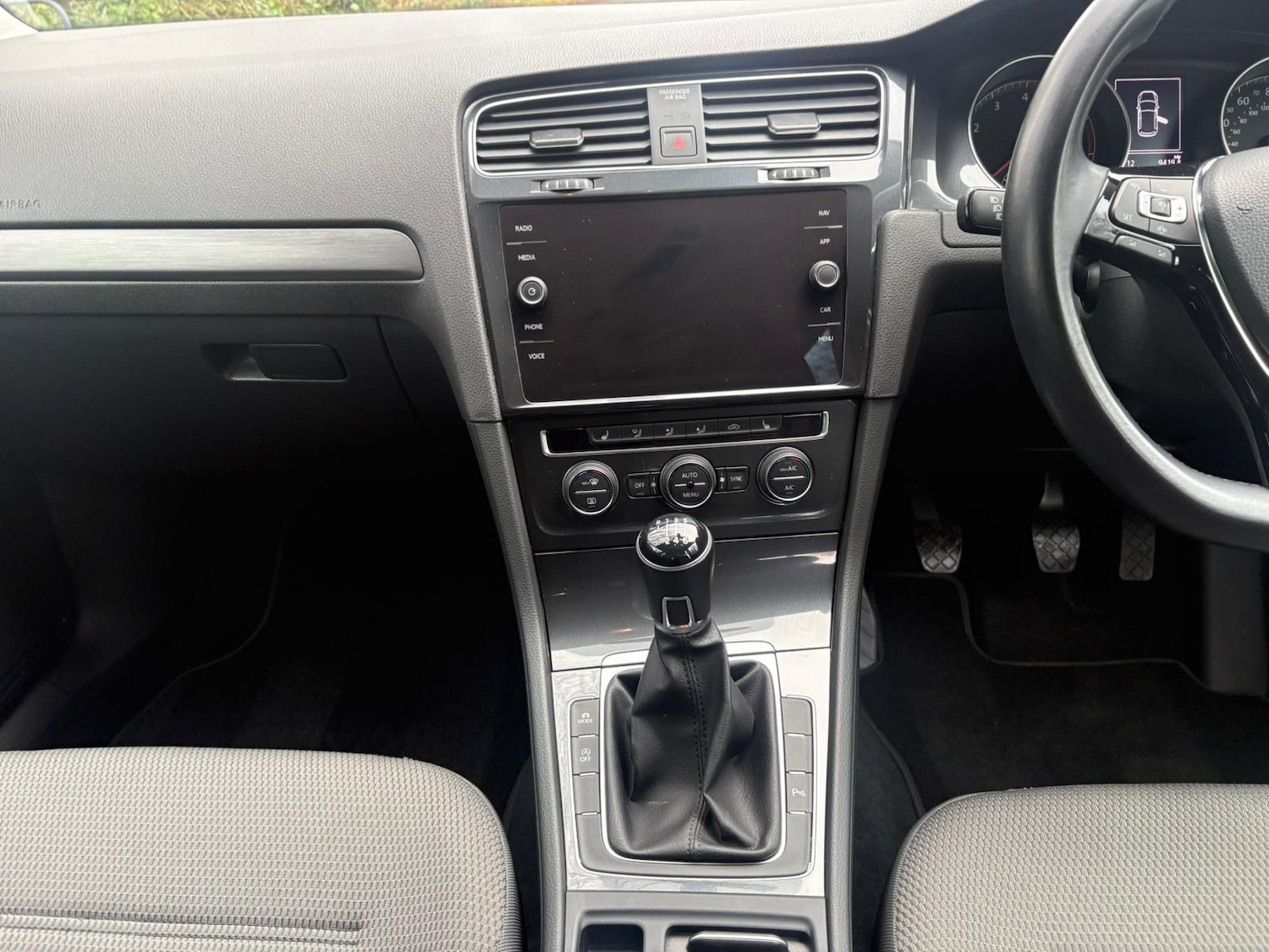 Used Volkswagen Golf 2020 for sale - 77374073: Photo 16