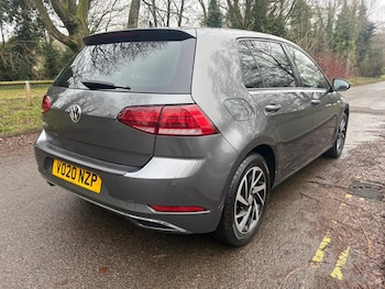 Used Volkswagen Golf 2020 for sale - 77374073: Photo