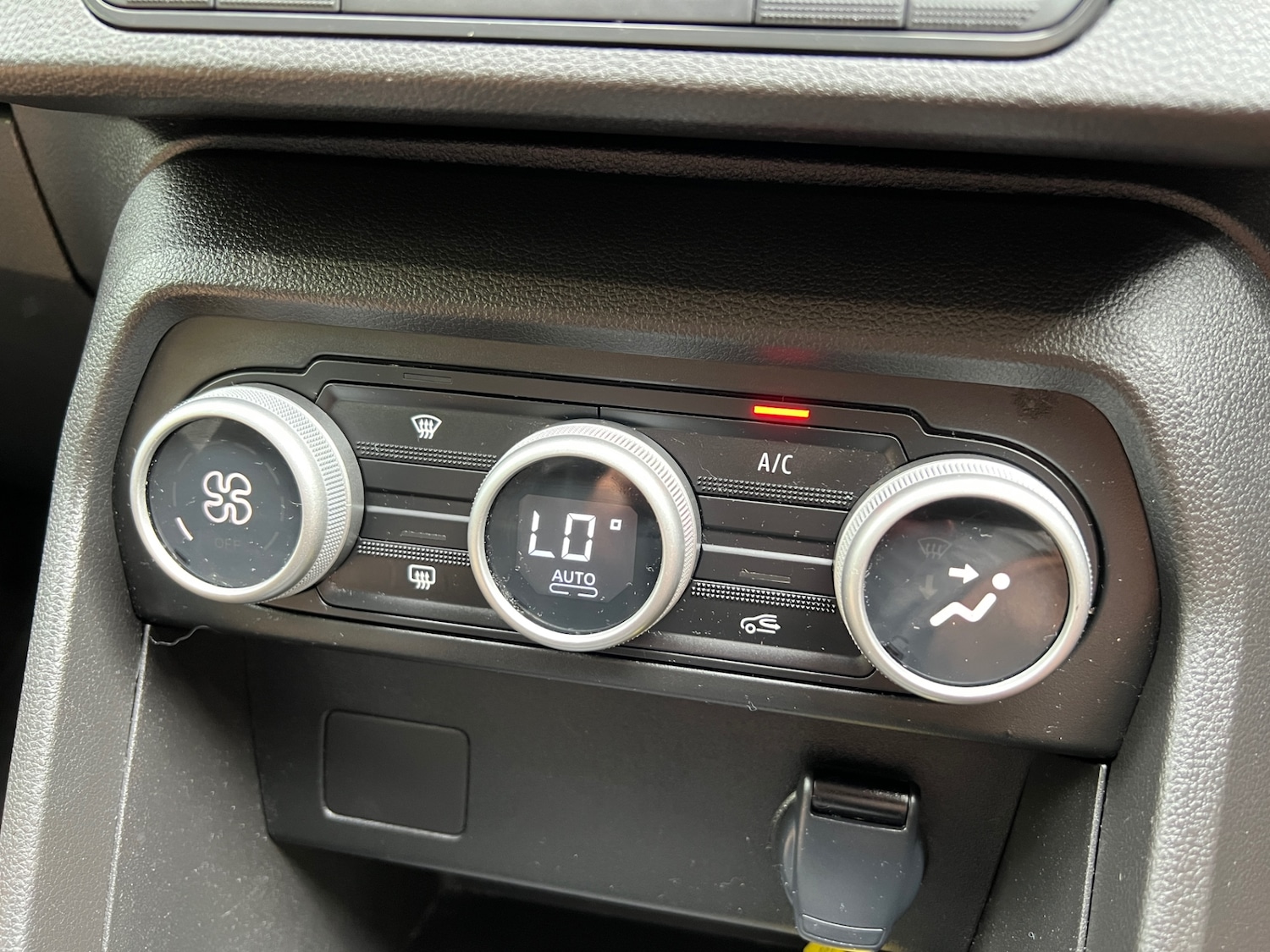 Used Dacia Jogger 2023 for sale - 75566791: Photo 19