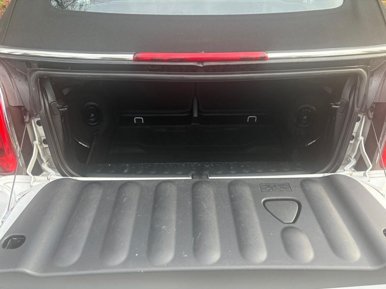 Used MINI Convertible 2016 for sale - 76931121: Photo 24