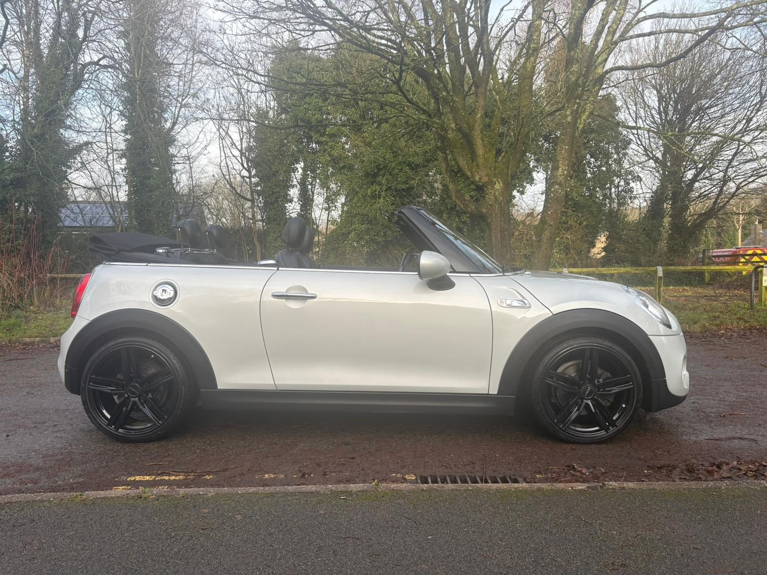 Used MINI Convertible 2016 for sale - 76931121: Photo 25