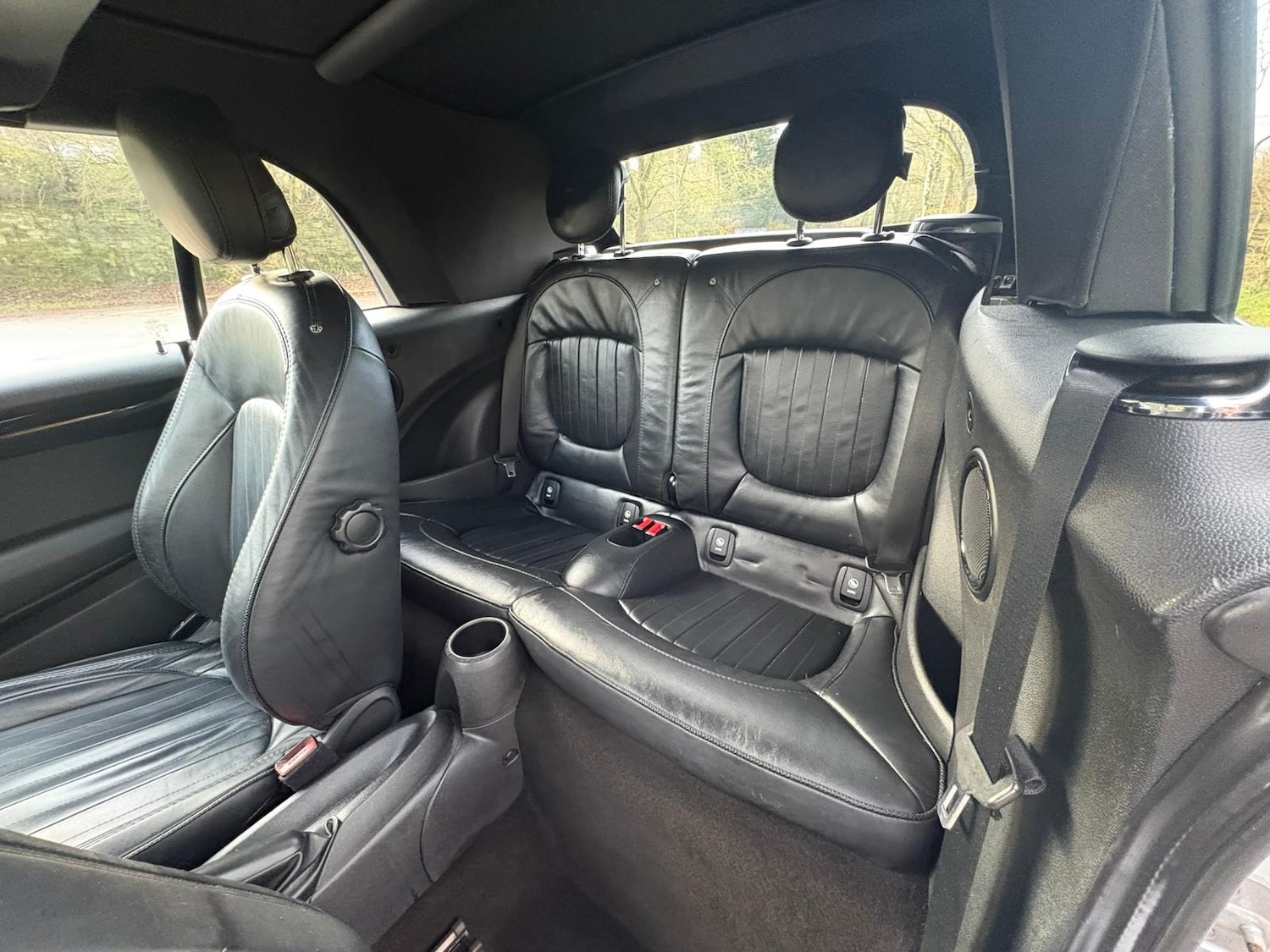 Used MINI Convertible 2016 for sale - 76931121: Photo 5