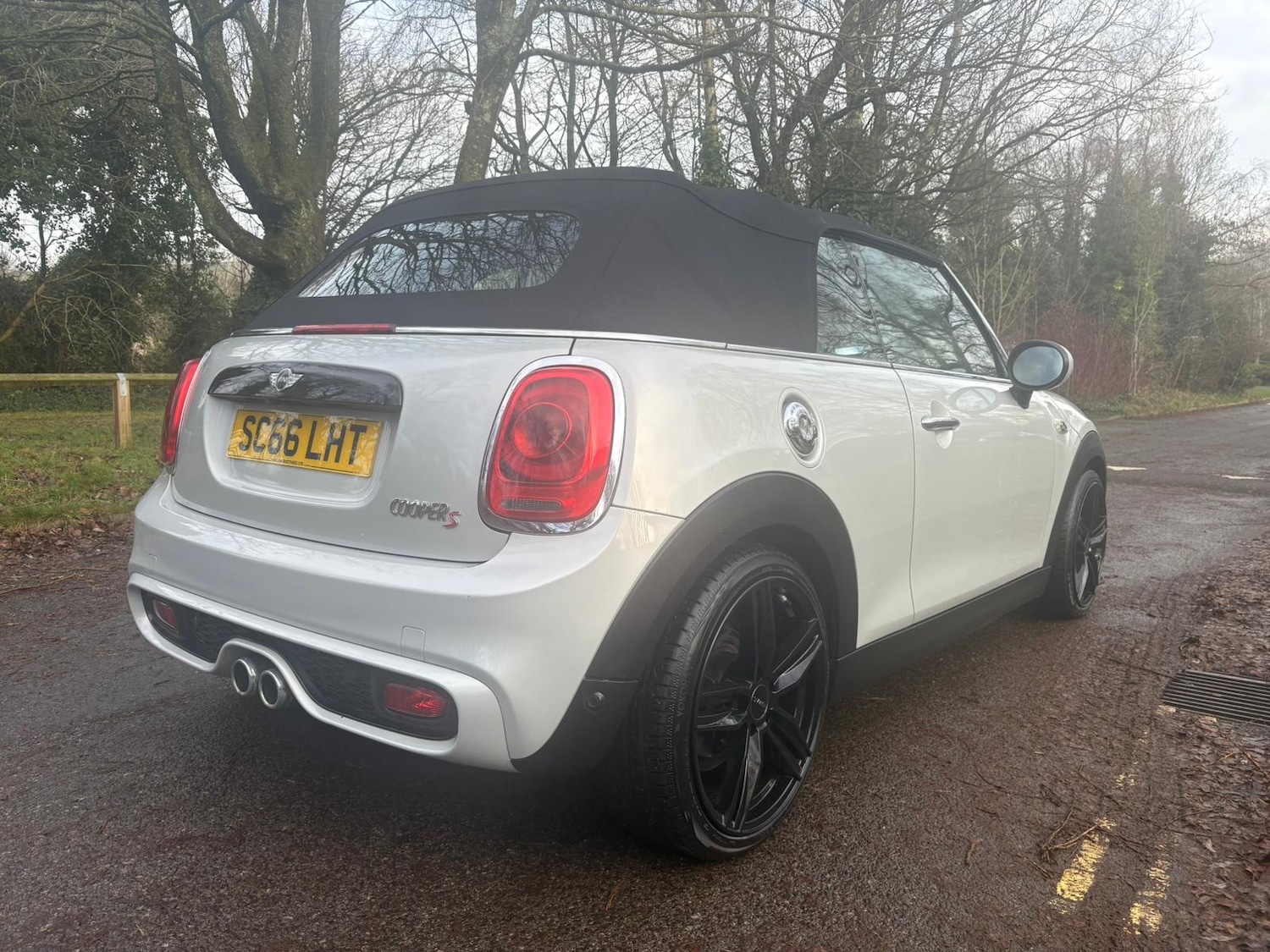 Used MINI Convertible 2016 for sale - 76931121: Photo 8