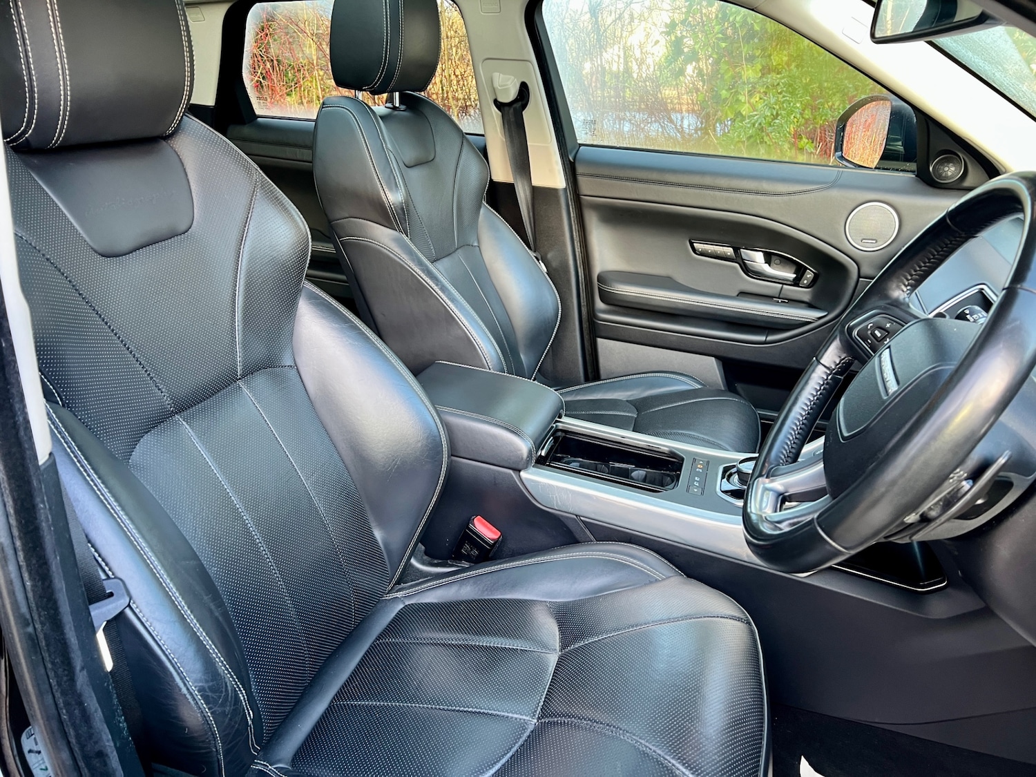 Used Land Rover Range Rover Evoque 2017 for sale - 76931684: Photo 4