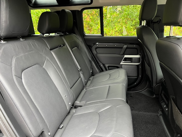 Used Land Rover Defender 2022 for sale - 75262318: Photo 11