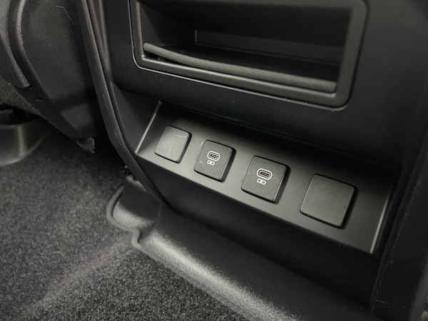 Used Land Rover Defender 2022 for sale - 75262318: Photo 13