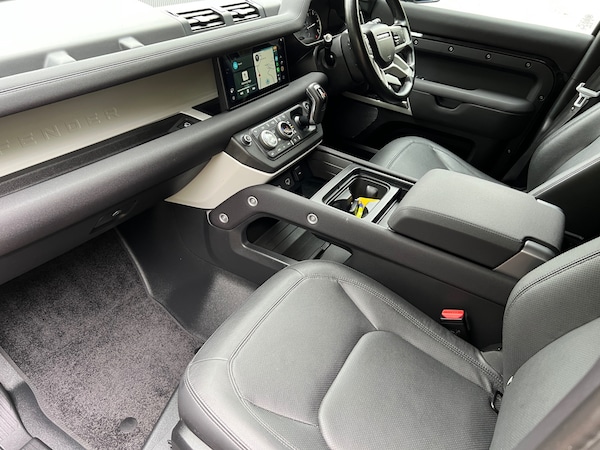 Used Land Rover Defender 2022 for sale - 75262318: Photo 17