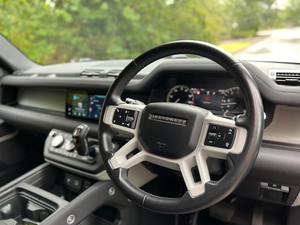 Used Land Rover Defender 2022 for sale - 75262318: Photo 18