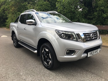 Nissan - Navara