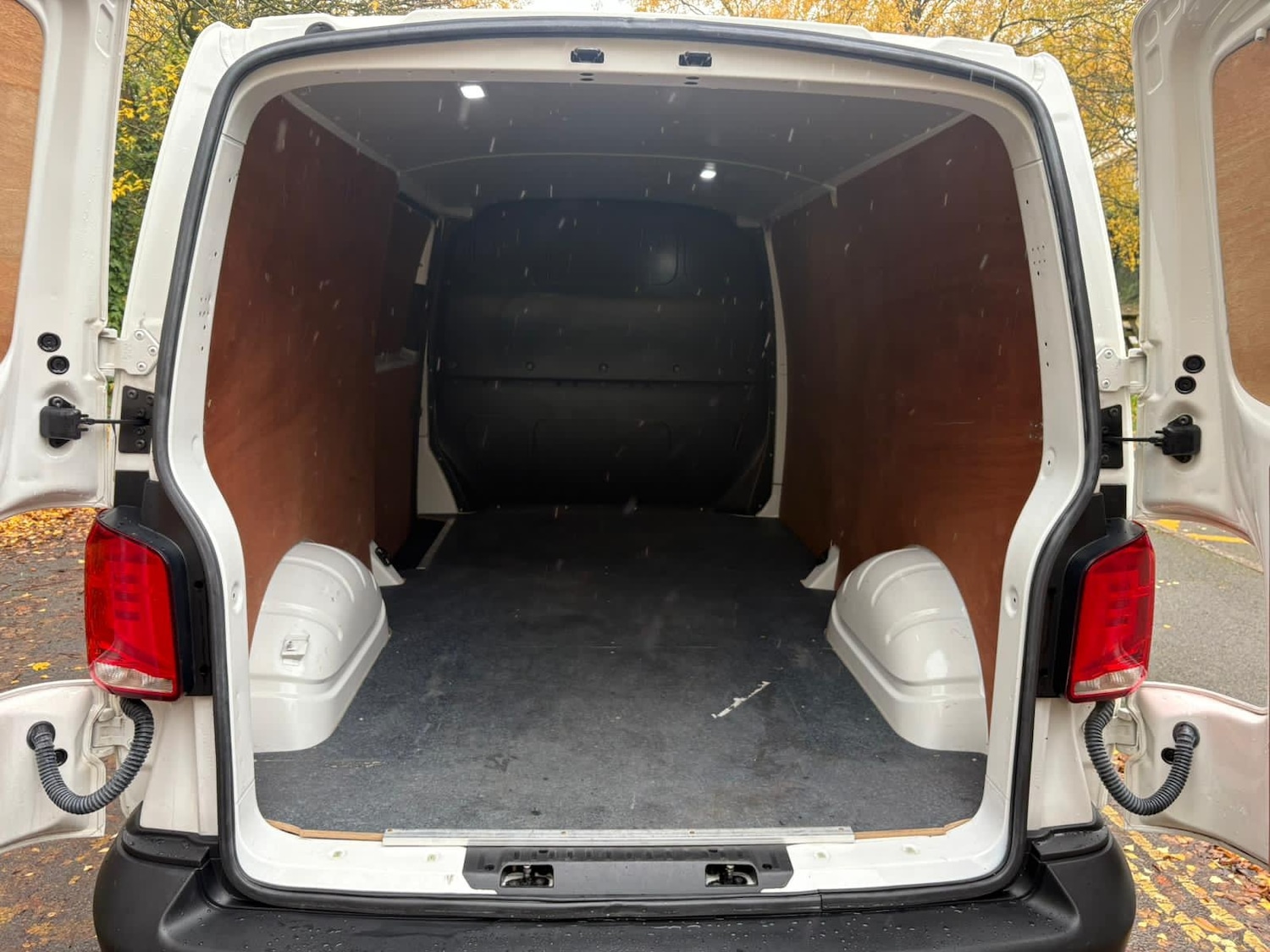 Used Volkswagen Transporter 2021 for sale - 76374466: Photo 10