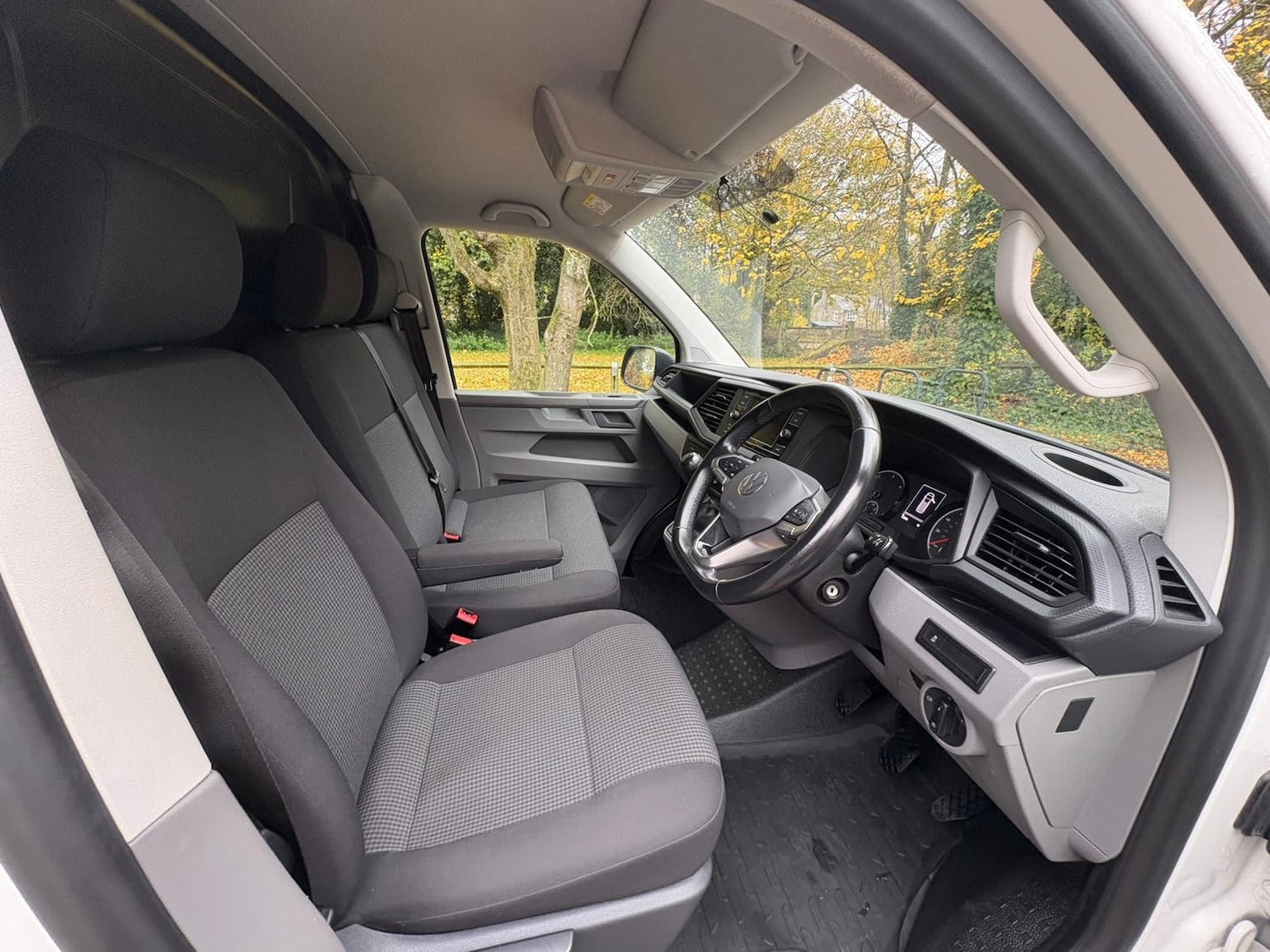 Used Volkswagen Transporter 2021 for sale - 76374466: Photo 11