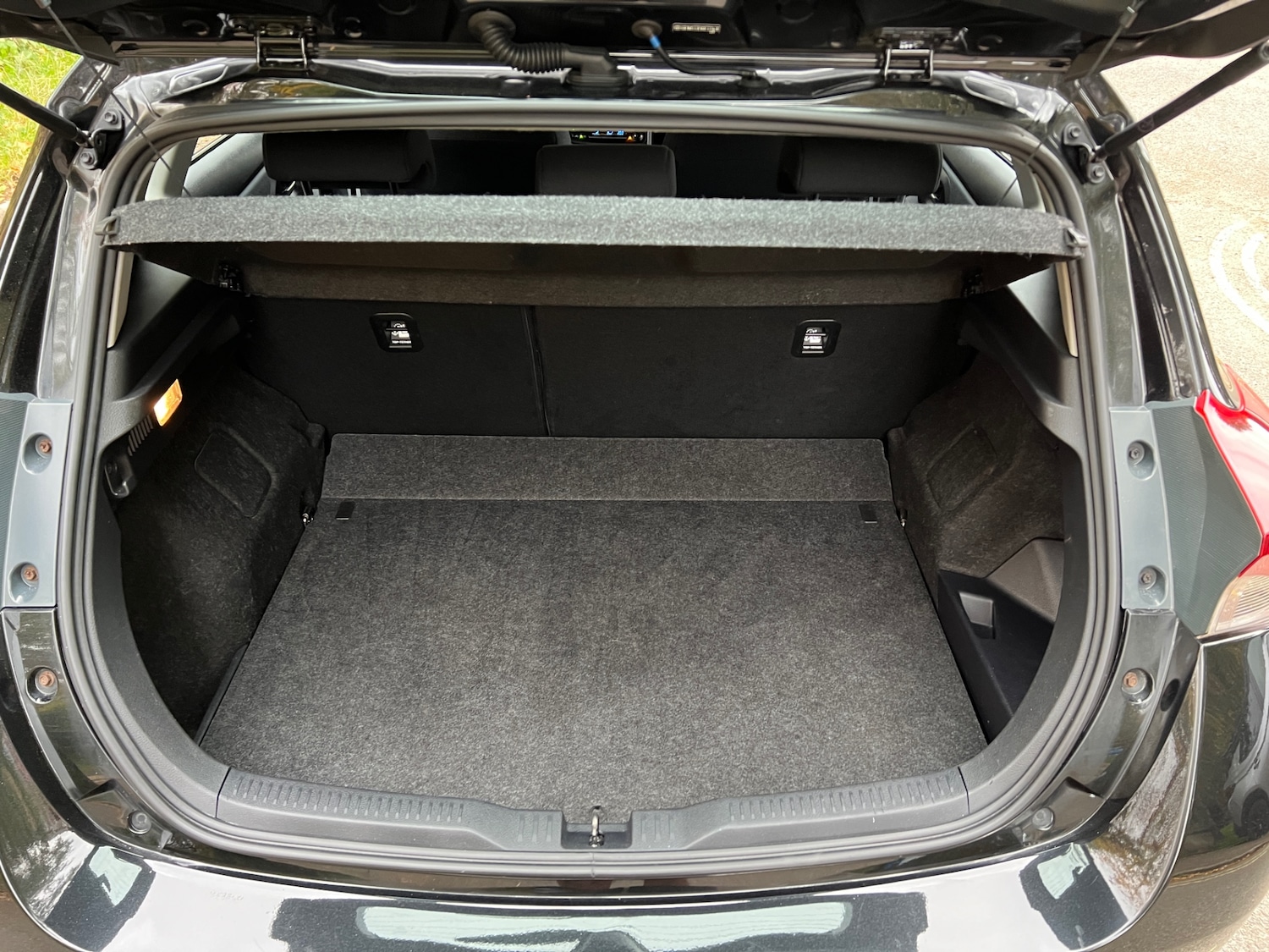 Used Toyota Auris 2017 for sale - 76309630: Photo 13