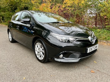 2017 (17) - 1.8 Hybrid Business Edition TSS 5dr CVT