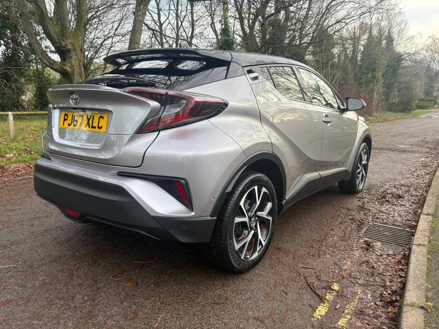 Used Toyota C-HR 2017 for sale - 76844768: Photo 10